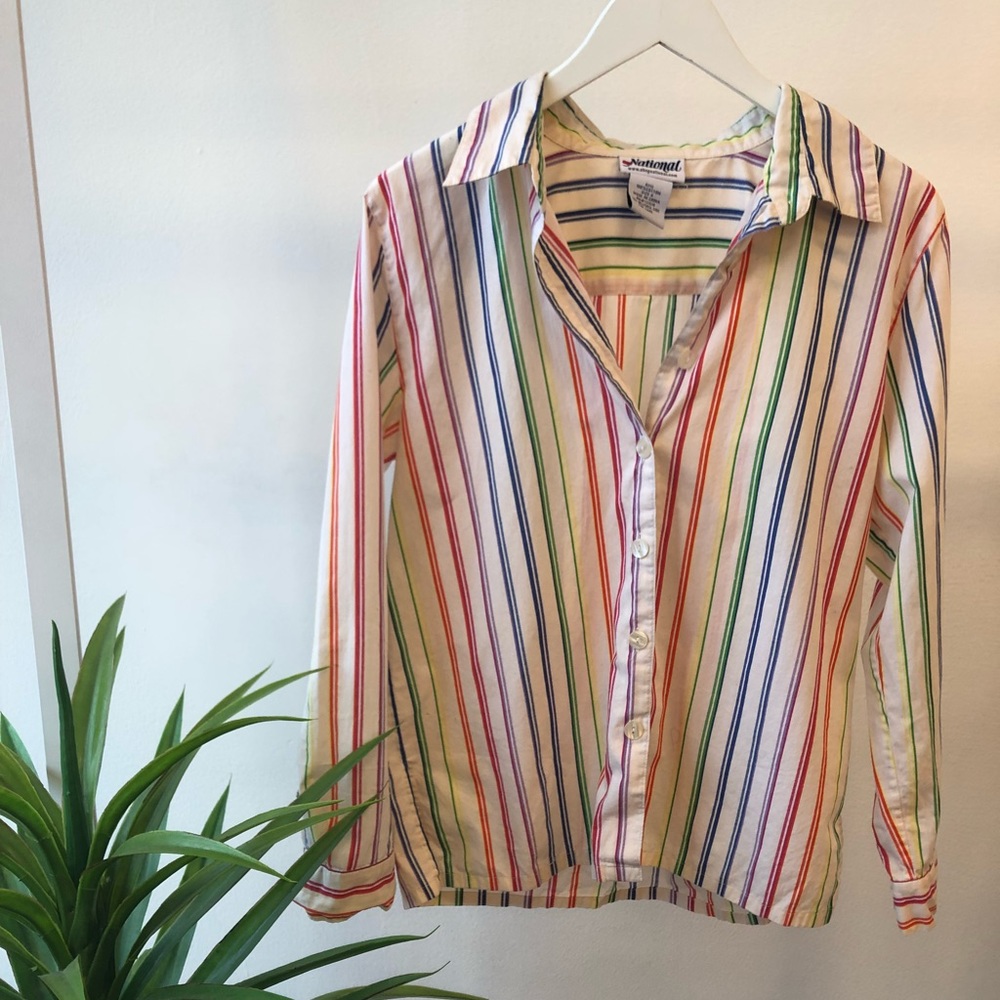 RAINBOW STRIPED VINTAGE BUTTON UP